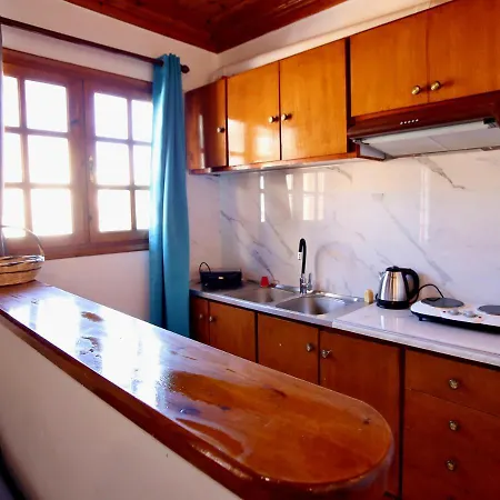 Glaros Apartment *